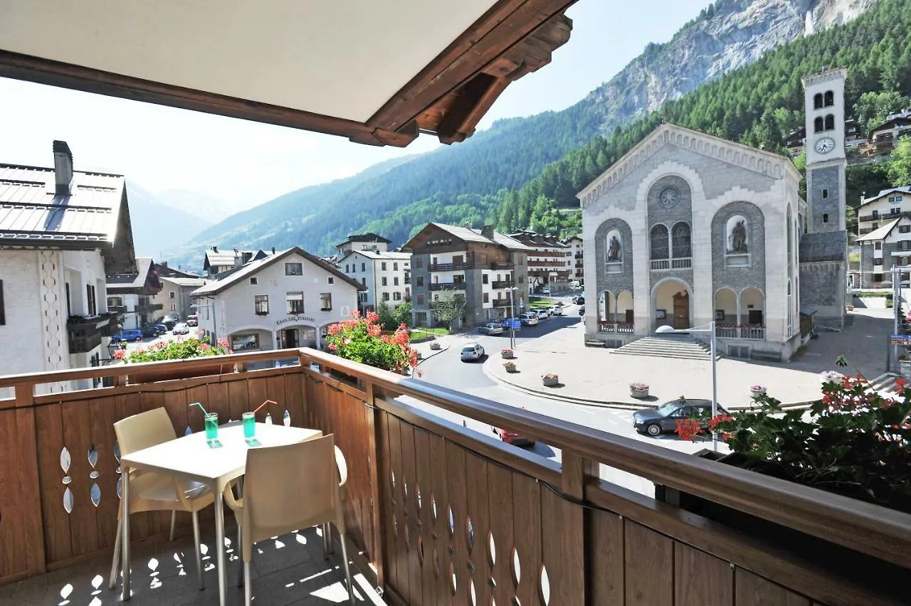 Casa Viola Apartment Isolaccia 0*,