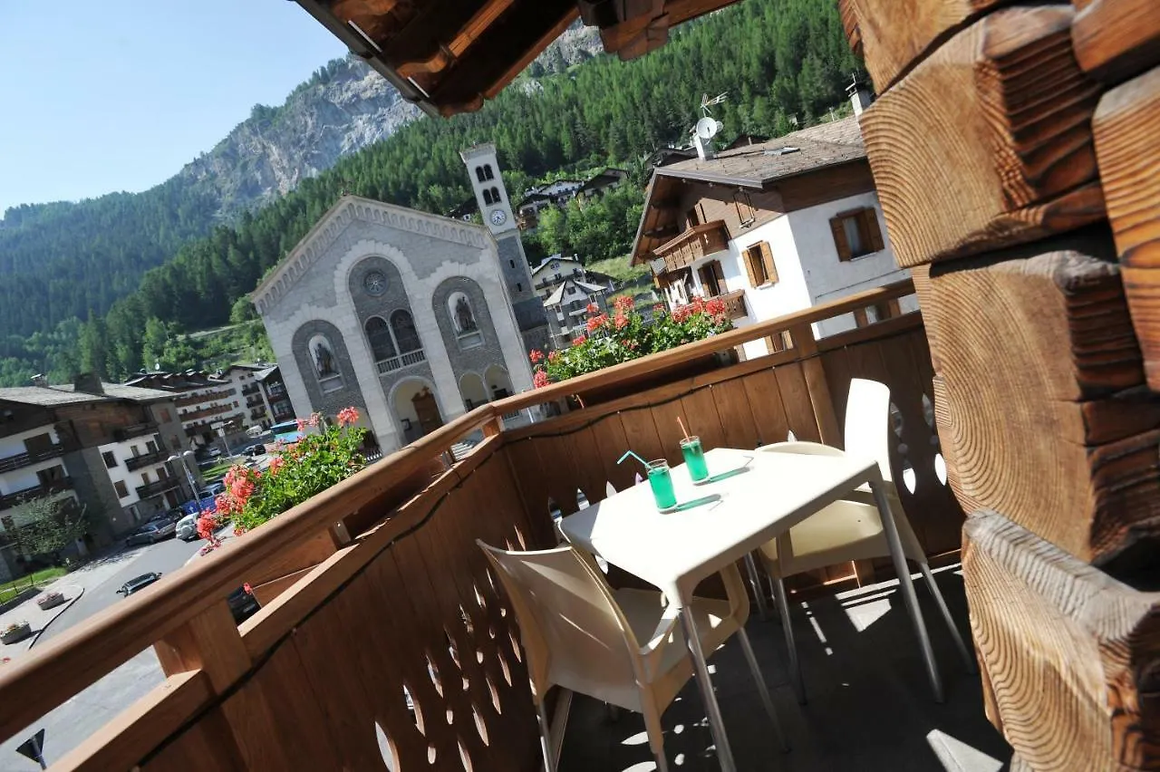 Casa Viola Apartment Isolaccia Italy