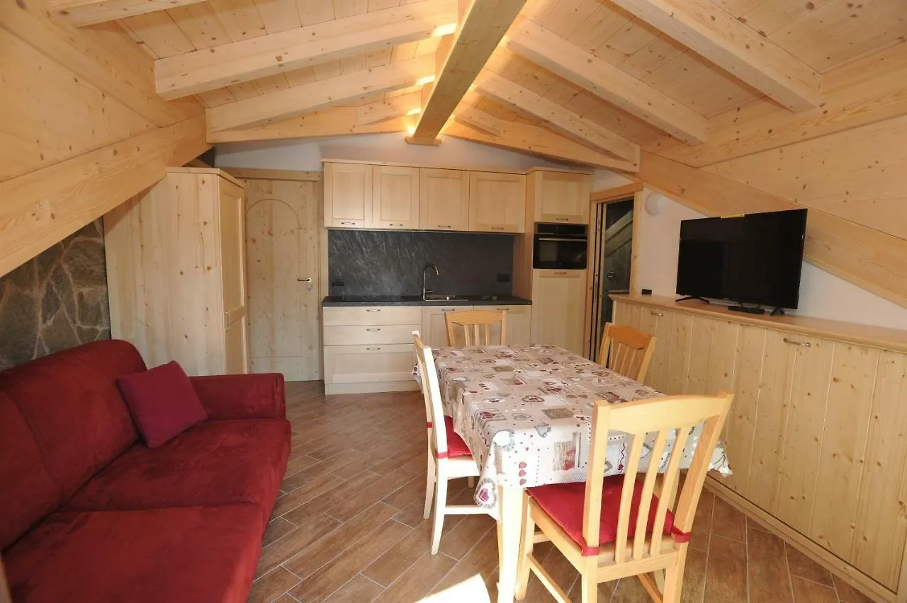 Casa Viola Apartment Isolaccia Italy