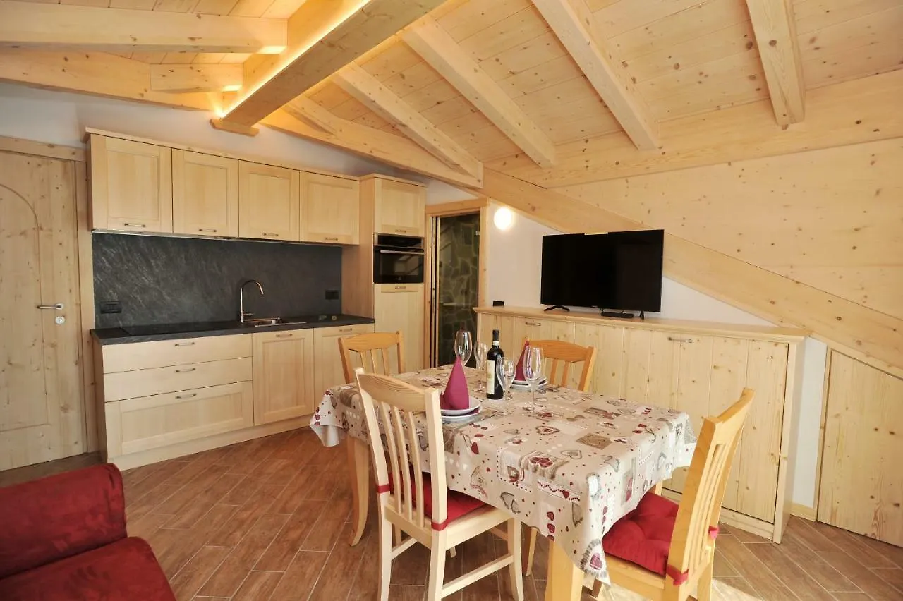 Casa Viola Apartment Isolaccia 0*,  Italy
